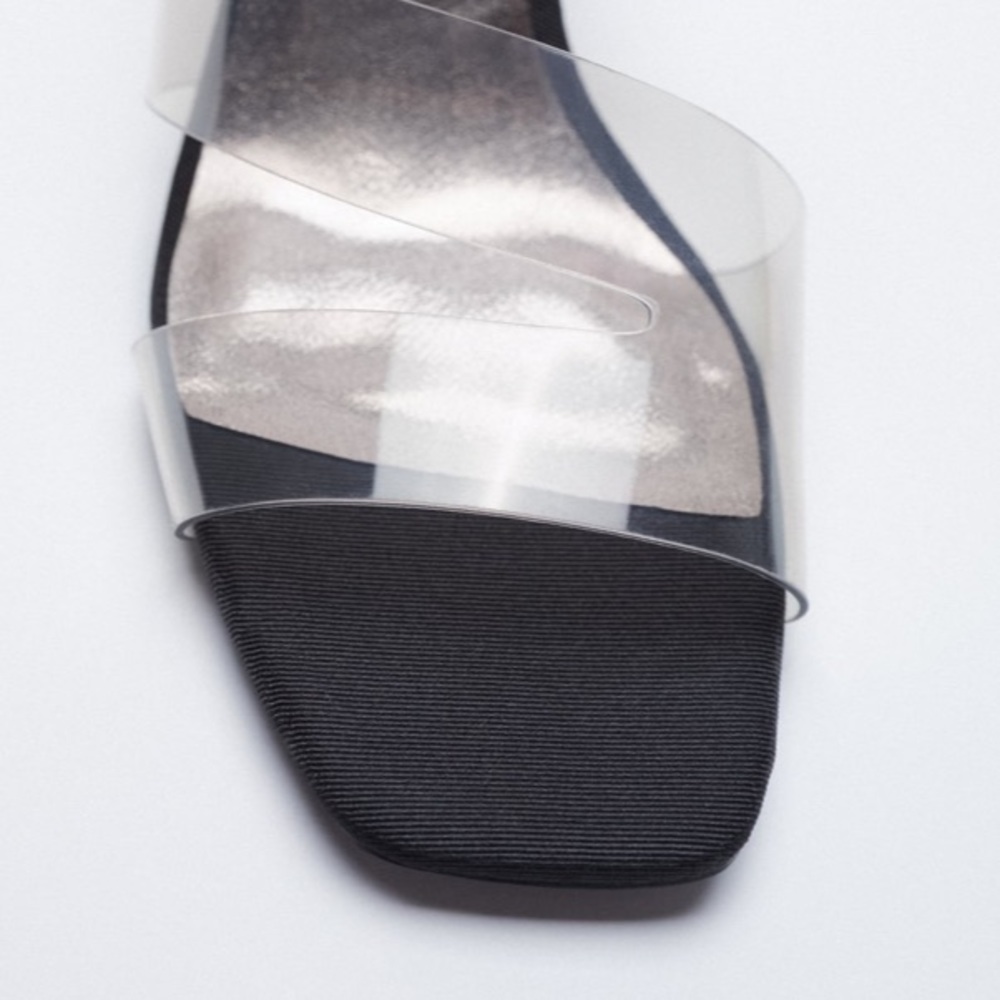 𝗡𝗪𝗧 𝗭𝗮𝗿𝗮 • High Heeled Vinyl Sandals - Picture 5 of 11